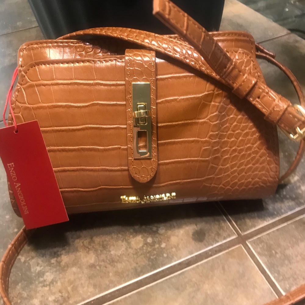 Cognac crossbody